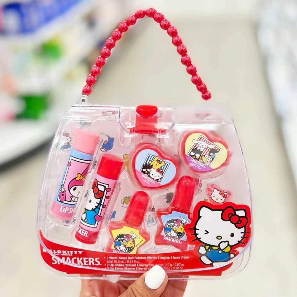 Hello Kitty Lip Smackers Makeup Tote, 7 piece set